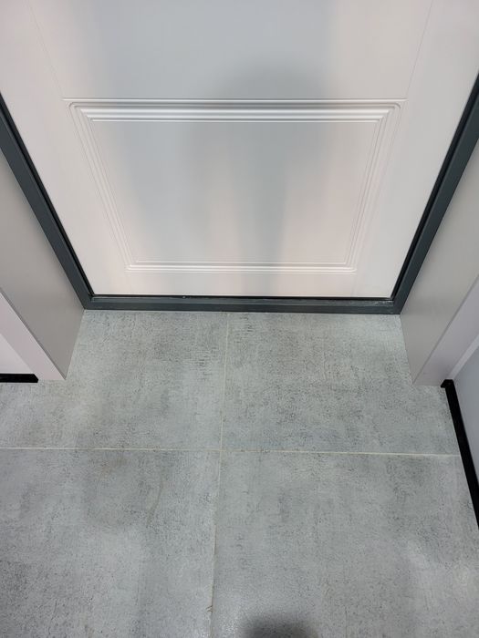 Установка двереи