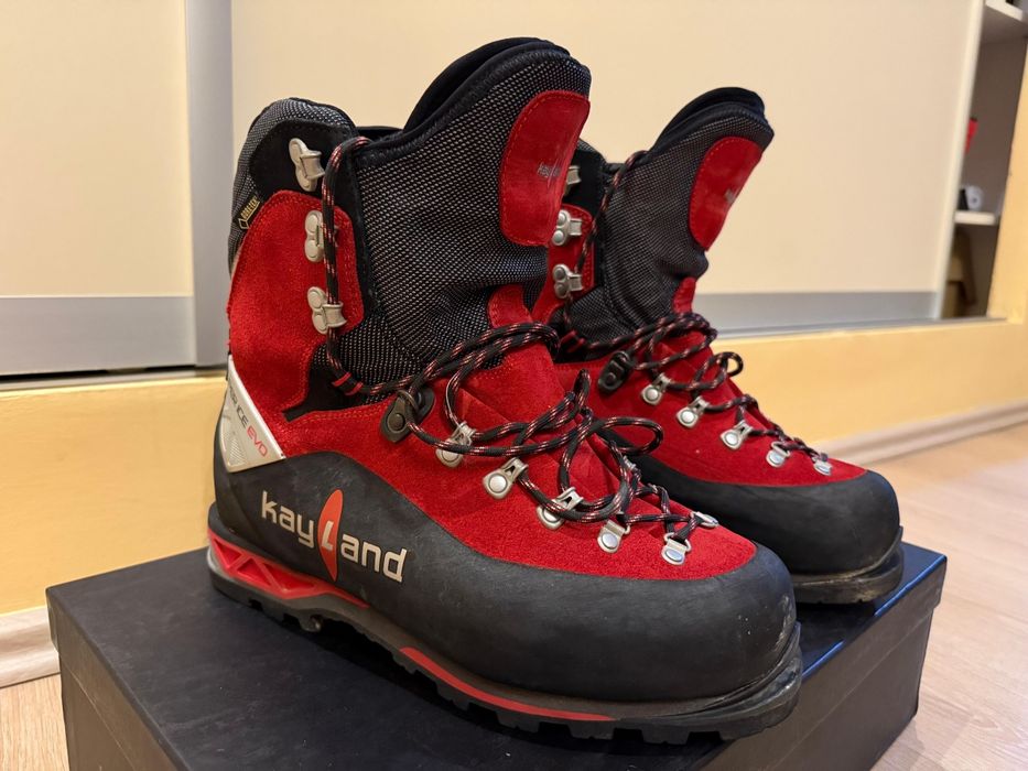 Bocanci alpinism aproape noi Kayland super Ice Evo