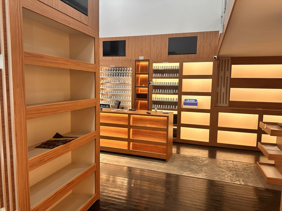 Дава се под наем Магазин в Русе, Център - 230 кв.м за 1000 € - Снимка #10