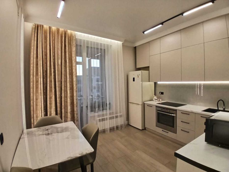 Продается уютная 1-комнатная в комфорт-классе рядом с мечетью