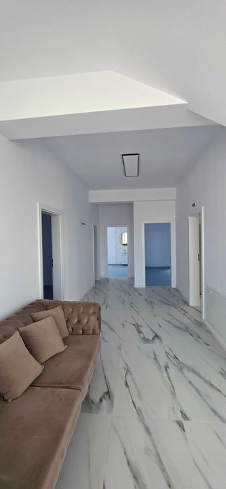 Inchiriez spatii intr-o clinica medicala