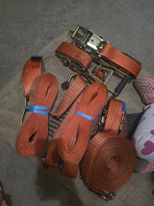 Товарни колани с тресчотки и куки – Нови и Употребявани (5t / 3t / 2t)
