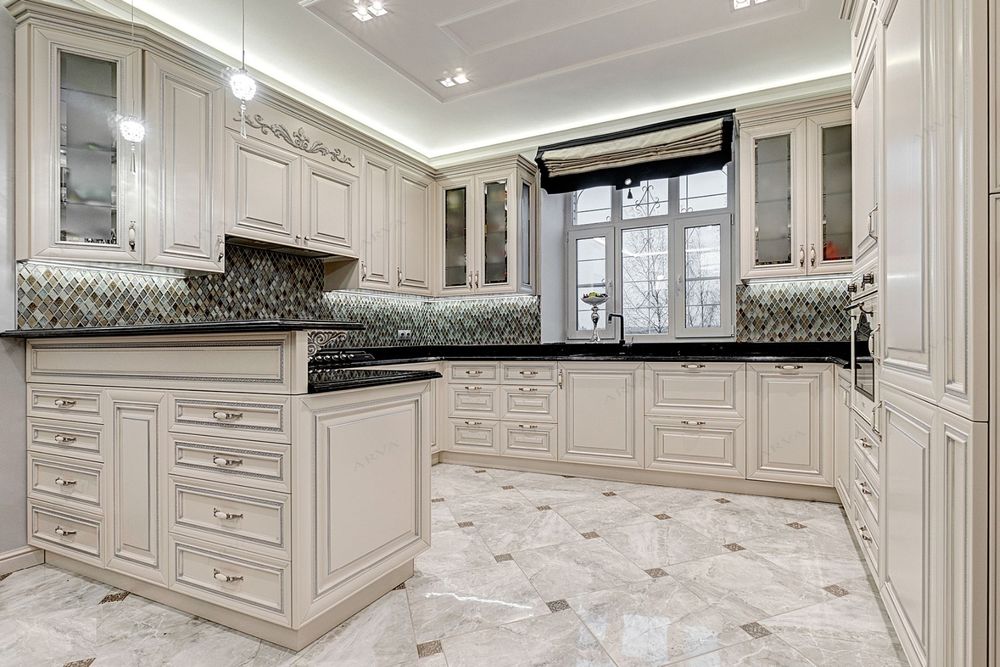 кухне мебель неоклассика