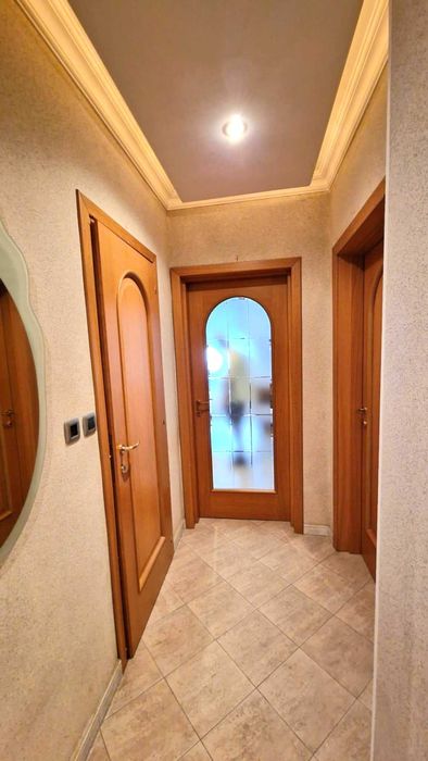 Продава се Тристаен апартамент в Русе, Център - 95 кв.м за 2106 €/кв.м - Снимка #4