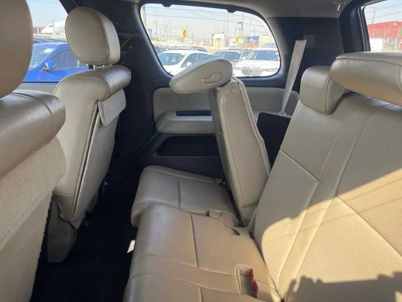 TOYOTA Sequoia 5.7 Platinum