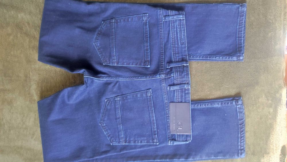 Джинсы на мальчика 12-13 лет