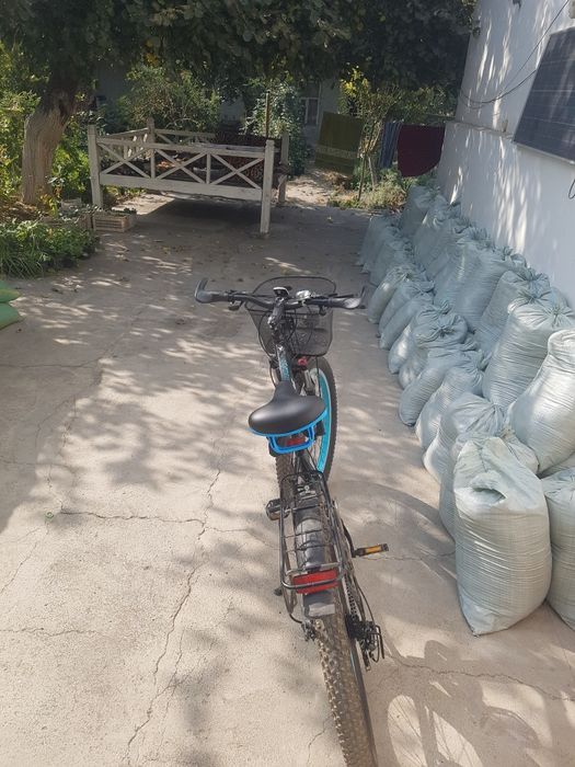 Срочно!!!Велосипед VELOMAX горный.