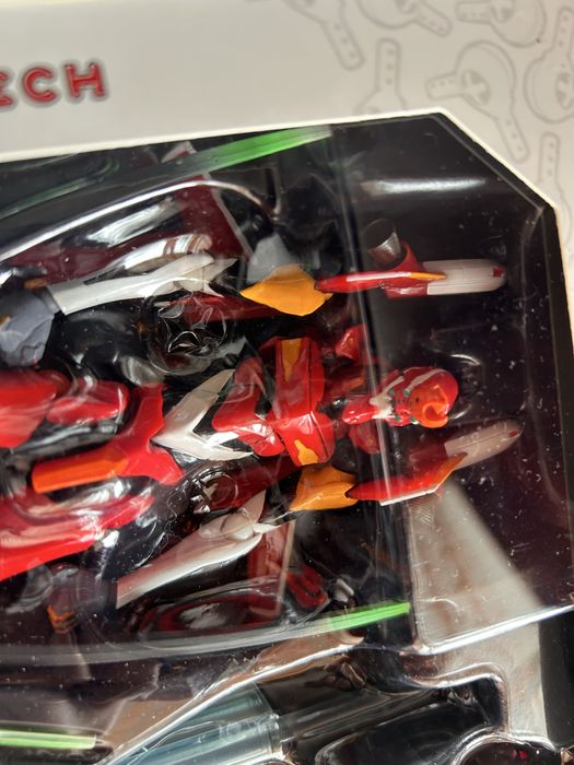 Экшн-фигура Revoltech Eva-02 (Neon Genesis Evangelion)