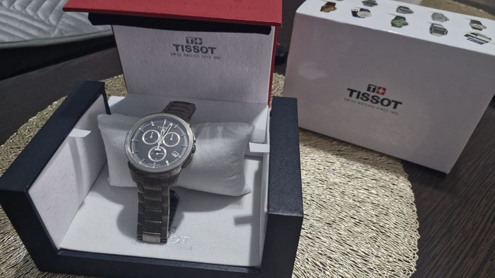 Часы Tissot Titanium продам