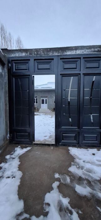 Аренда квартира.  Уй ховлили ижарага берилади. Янги қурилган. 4 хона.