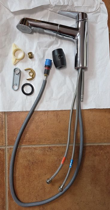 Baterie bucatarie Grohe Eurodisc Cosmopolitan cu dus extractibil