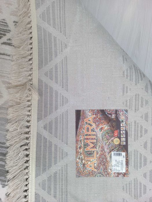 Продам ковёр 2 шт.