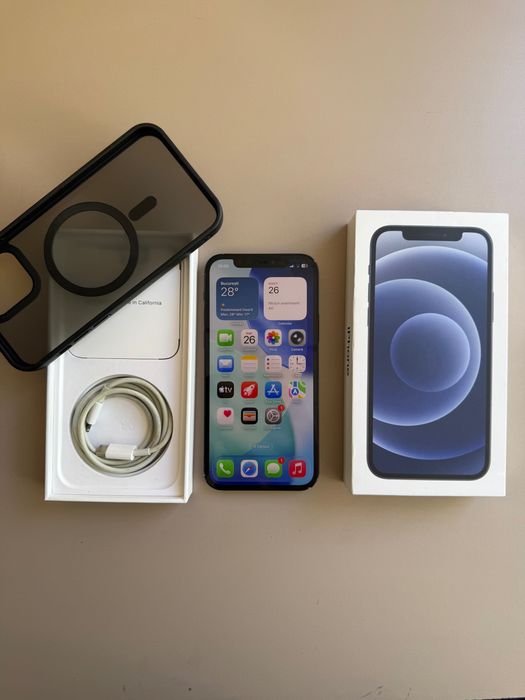 Telefon Apple iPhone 12 64GB Black
