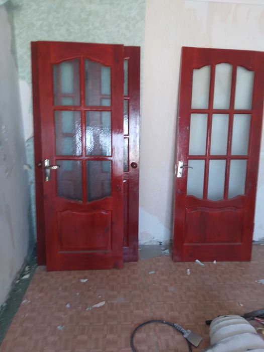 Продам двери межкомнатные