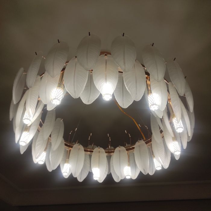 Електрик люстра установка