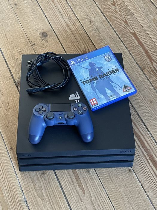 Playstation 4 pro CUH-7216, impecabil, modabil