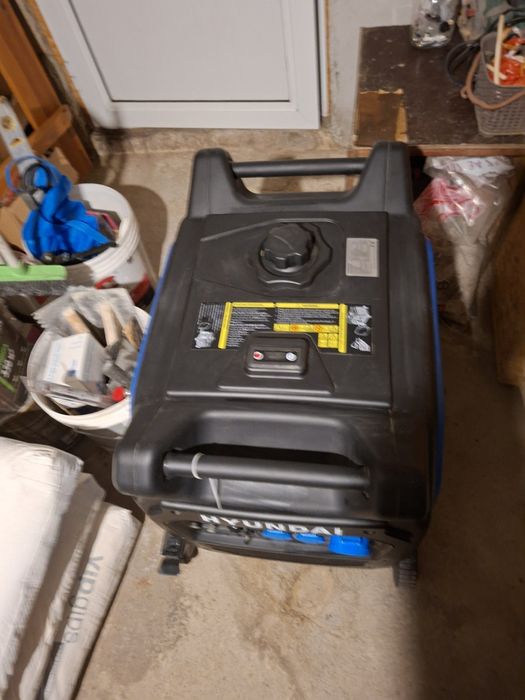 Продавам Генератор