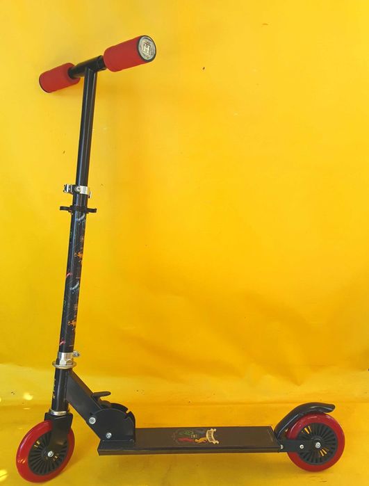 Trotineta premium din aluminiu pliabila NOUĂ  - 120 LEI