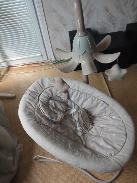 Бебешки гимнастика, джъмпер и шезлонг