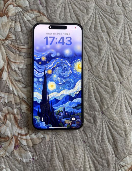 Продам Айфон 15 про 128