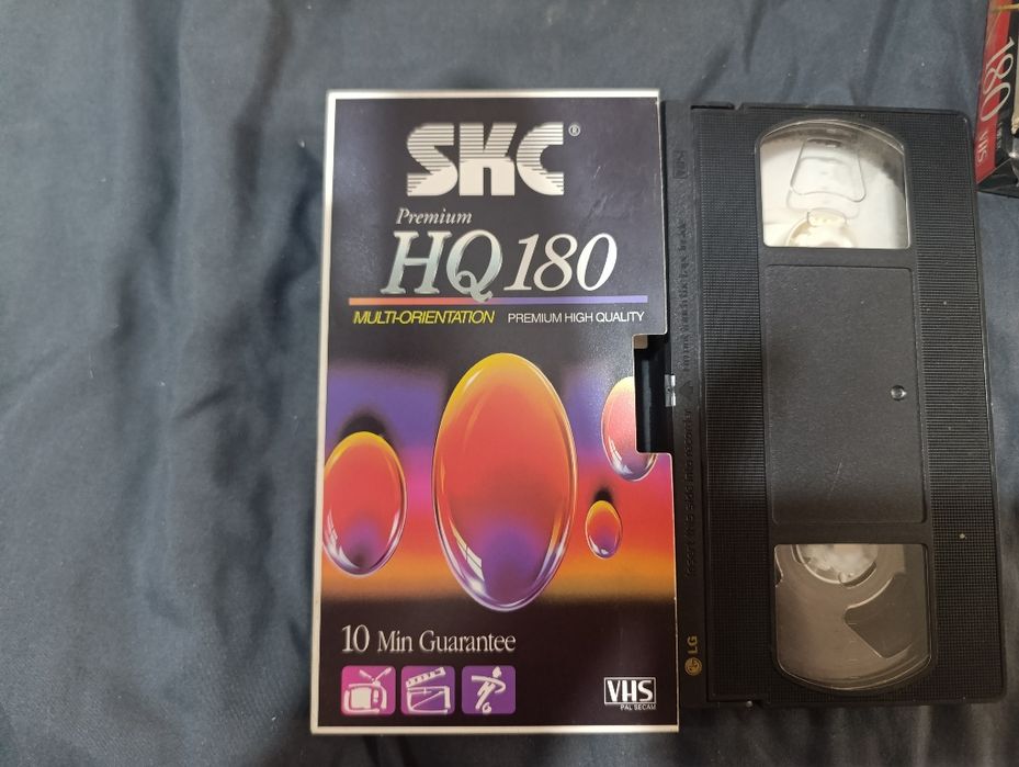 Продаю касеты для кассетного видео проигрыватель.