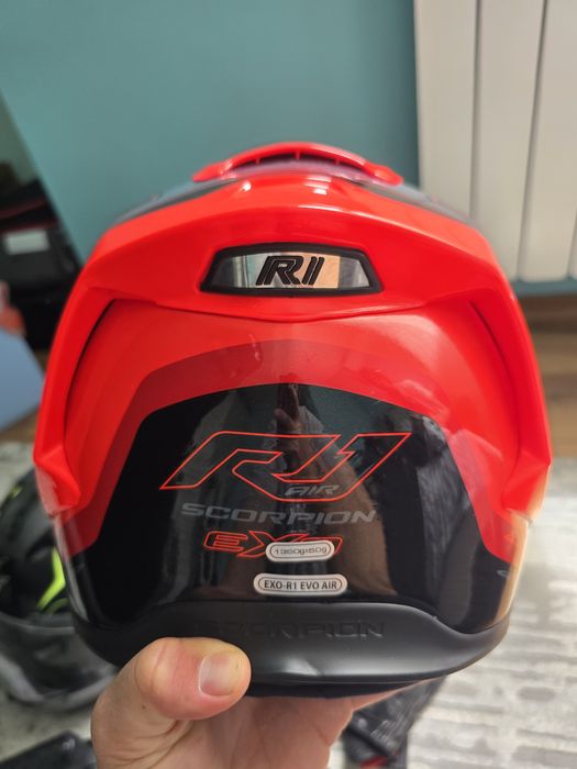 Scorpion exo R1 air