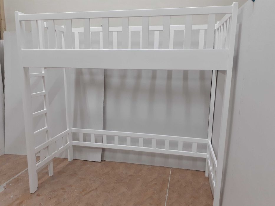 Pat etajat cu spatiu de joaca sau birou.Cod 1006.