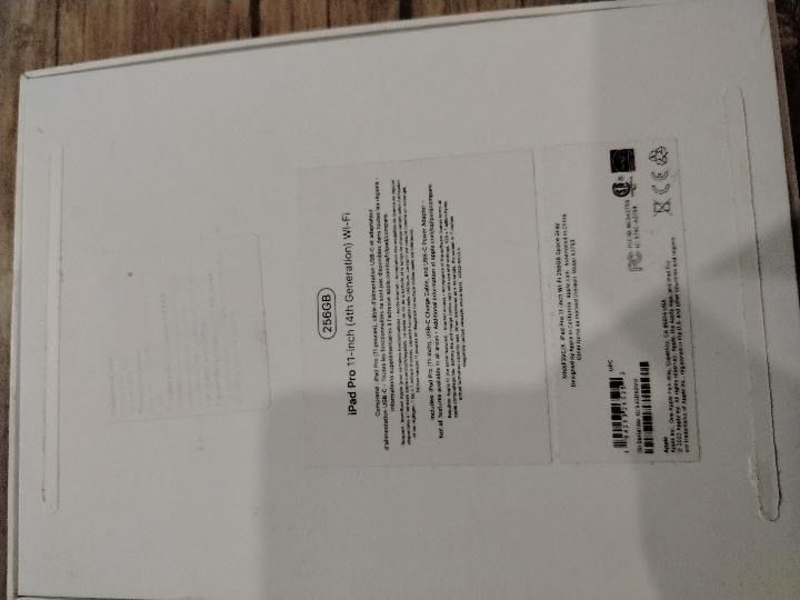 iPad Pro 11-inch 4th Space Gray (Ipad M2 pro ) 256 gb+akkaunt Pubg