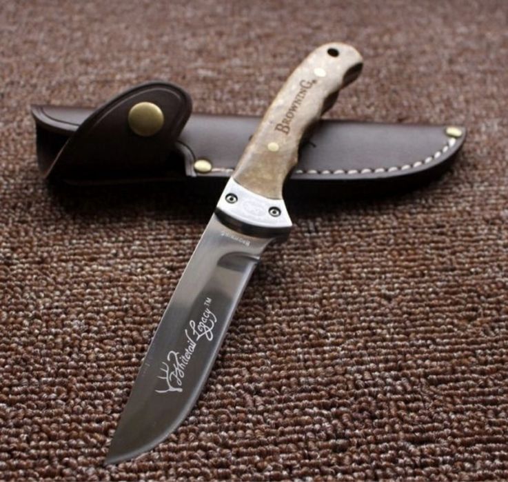 Ловен нож BROWNING с кожена кания дървена дръжка 22см