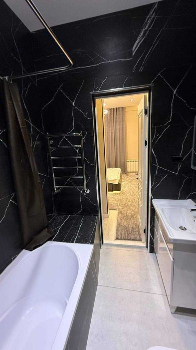 ПРОДАЕТСЯ Новостройка 3/2/7, ЖК Oq Saroy Delux на: Паркентском.