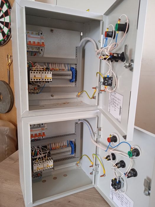 Продам электрические щетки.