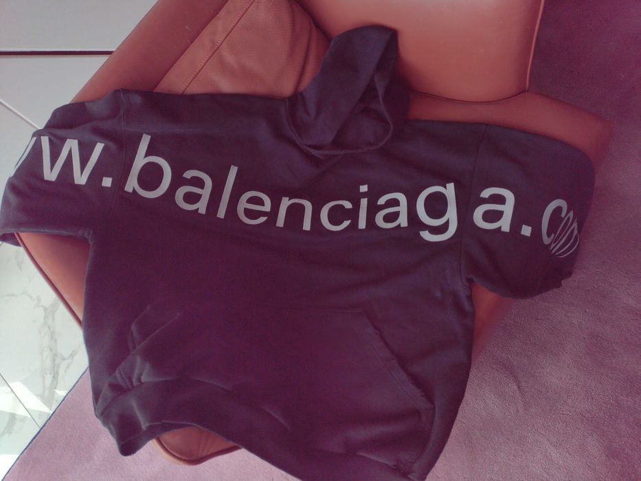 Худи BALENSIAGA.Голям размер.Чисто нов.Оригинален.