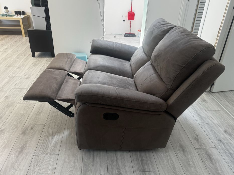 Set canapele 2 locuri cu recliner si canapea cu 3 locuri