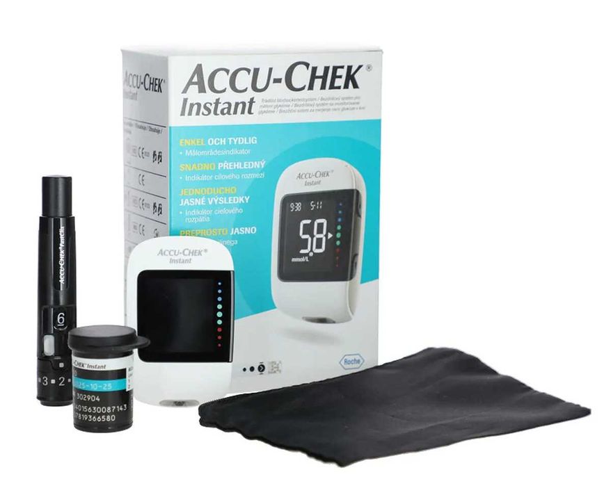 NOU Glucometru Accu-Chek Instant + 50 TESTE