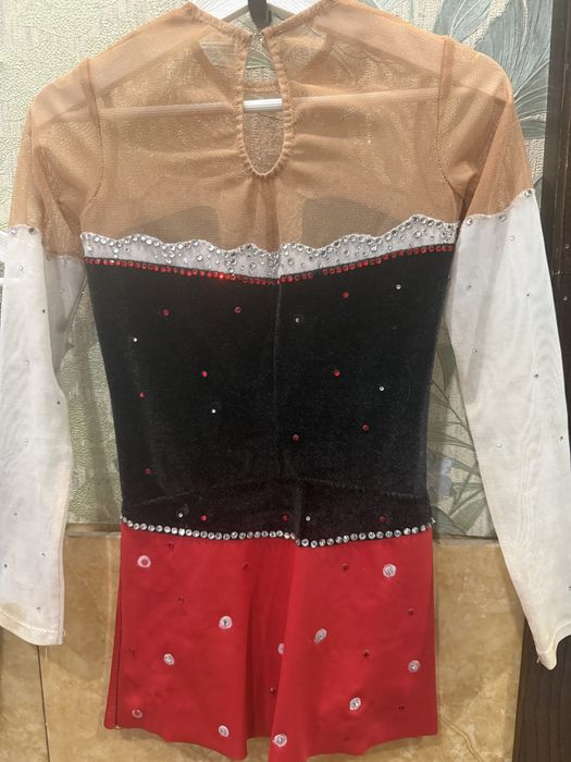 Купальник гимнастический