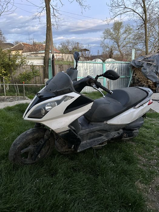 Kymco 300 defect
