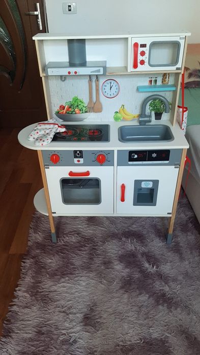 Bucătărie de jucărie