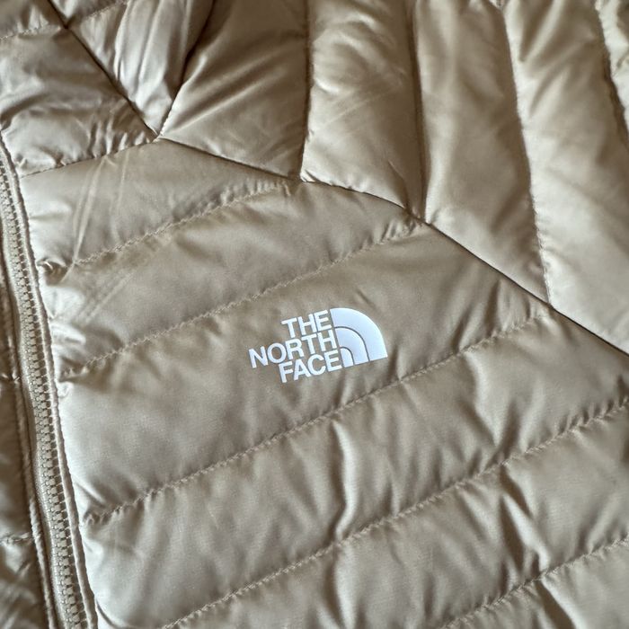 Geacă  primavara The North Face 600 Puffer Bej Crem Cu Glugă Mărime L