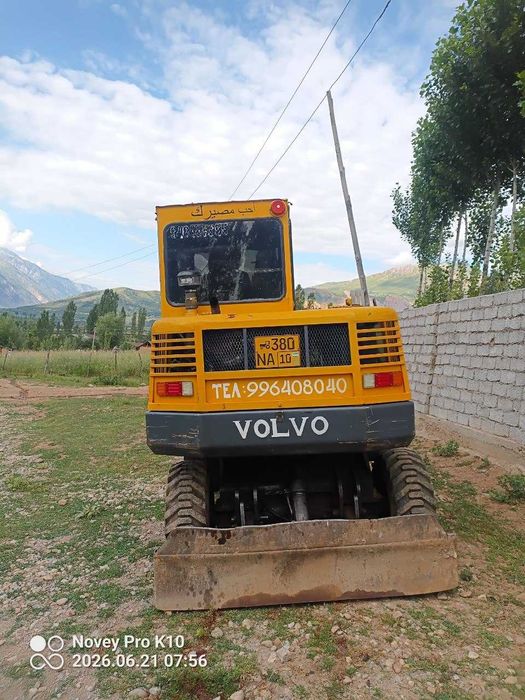 Mini ekskavator VOLVO MX 3W-2 sotiladi!