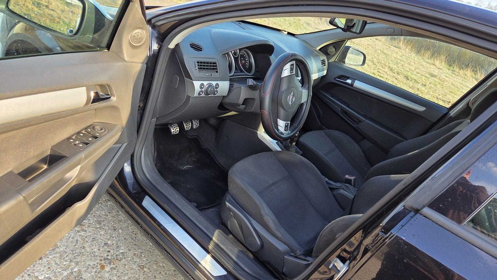 Opel Astra H 1.9 CDTi , 2008, stare foarte buna.