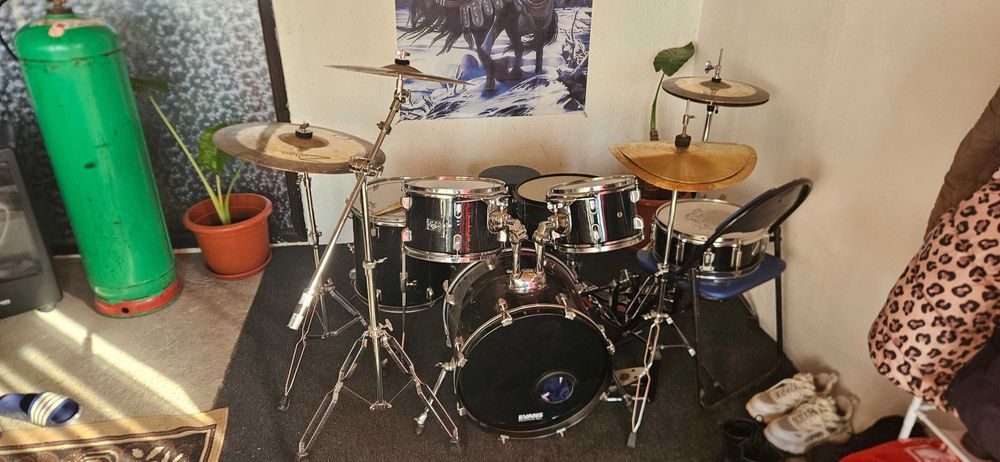 Set tobe millenium cu cinele aditionale+bete+fete de toba+ drum pad de exersare, folosit