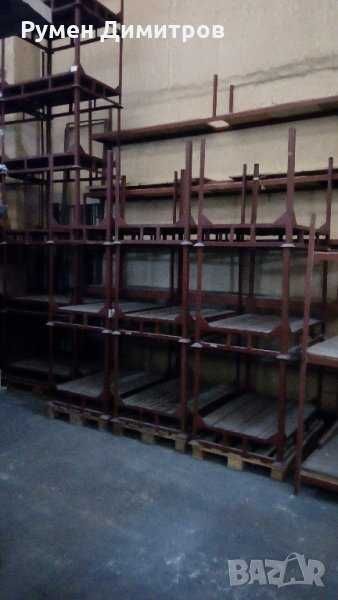 Стелажи мобилни и на етажи