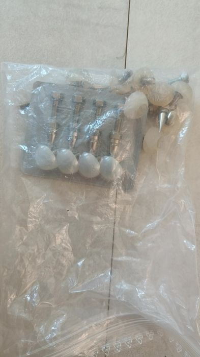 B&W 684 S2 подови тонколони