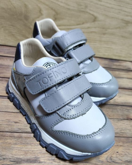 Кроссовки турецкие