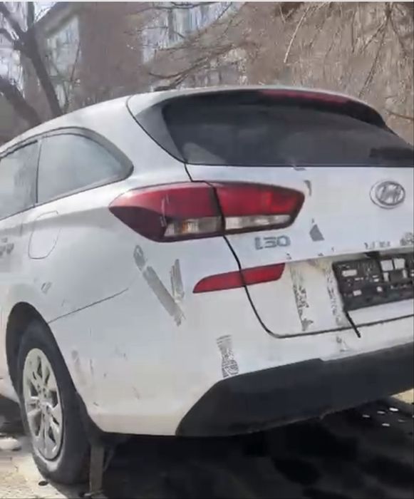 Крышка богажник hyunday i30