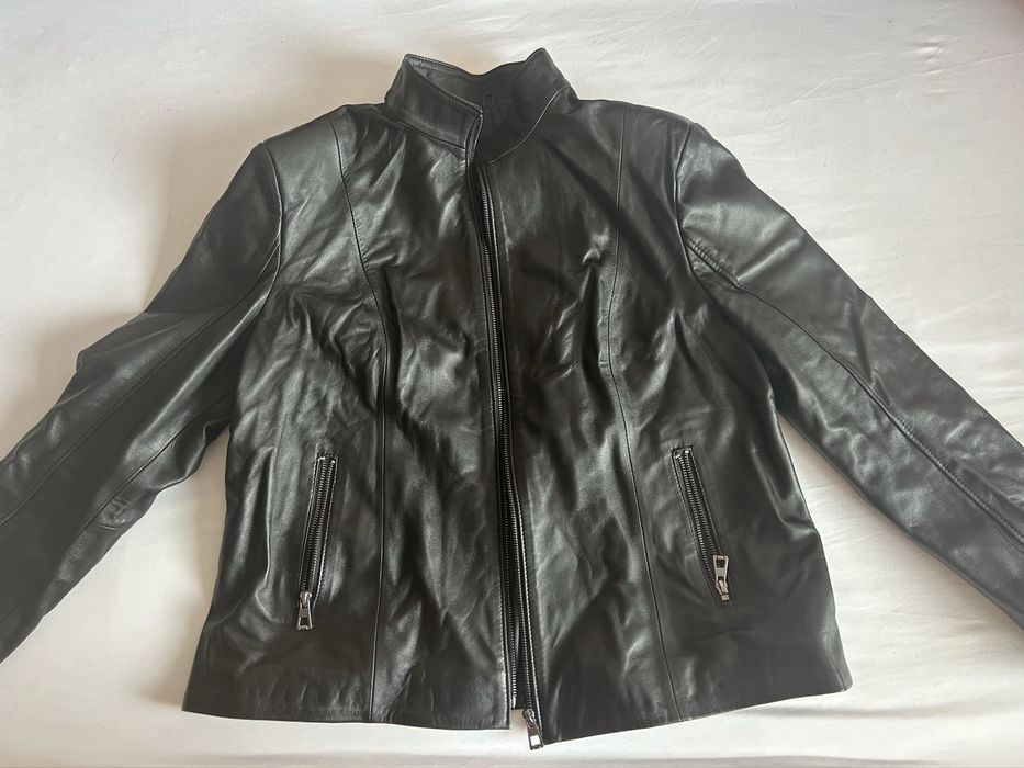 Дамско кожено яке