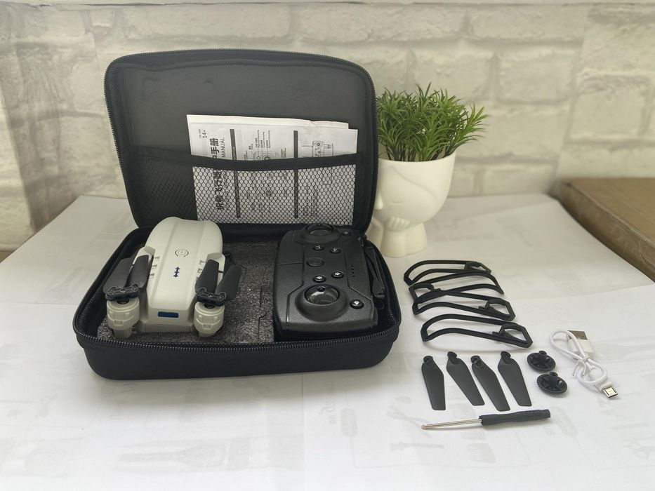 Дрон E99 Pro K3 4K HD 2 камери / Въздушна Фотография