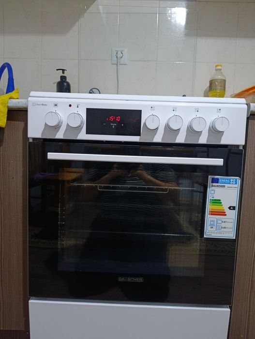 Продам газовую плиту