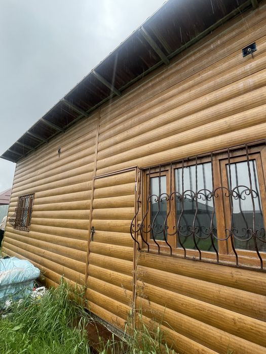 Продаю участок с благоустроенным вагоном