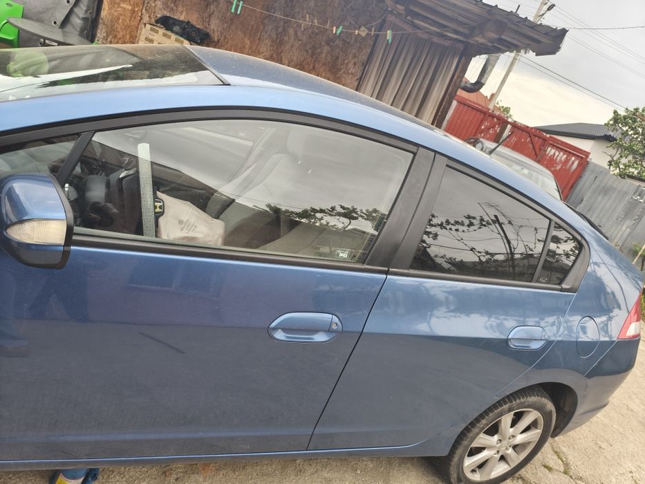 Vând Honda insight hibrid